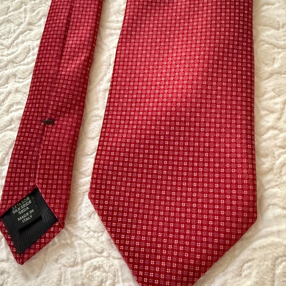 Ermenegildo Zegna Silk Tie in Red - Picture 8 of 9
